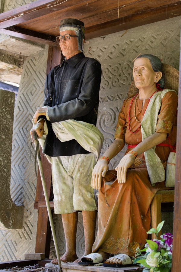 Tau-Tau of late Toraja leader Ne' Duma and his wife in Ke'te Kesu'