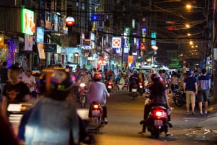 Saigon riders